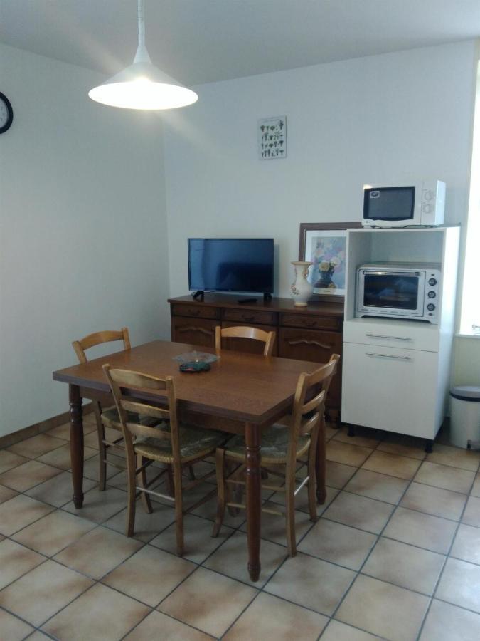 Gîte communal 149 Sainpuits Esterno foto